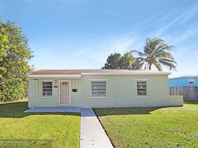 14761 Harrison St, Miami, FL, 33176