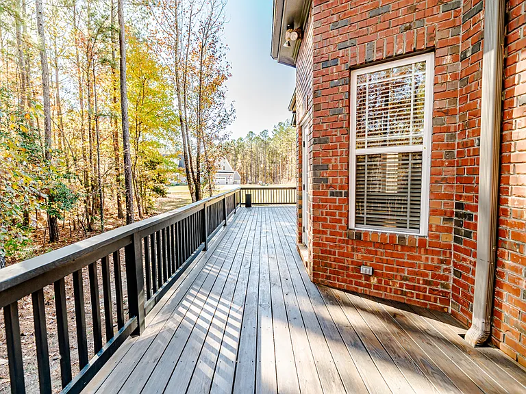 233 Saintsbury Pl — Photo 15