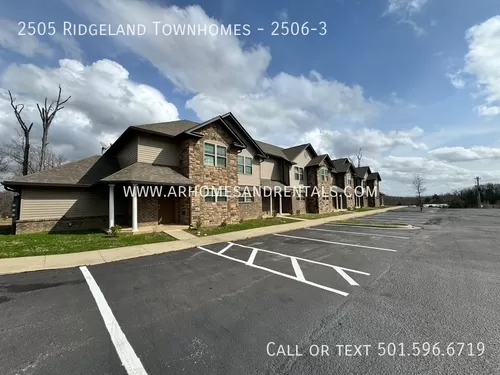 2505 Ridgeland Townhomes Photo 1