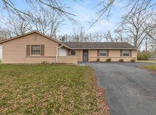 7152 Woodside Dr, Indianapolis, IN 46260