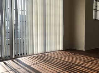 600 River Place Dr APT 6631, Detroit, MI 48207