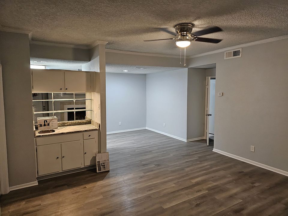 1st image of 2125 Augusta Dr APT 81