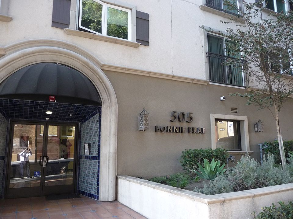 1st image of 505 S Bonnie Brae St #2fa2fbbf5