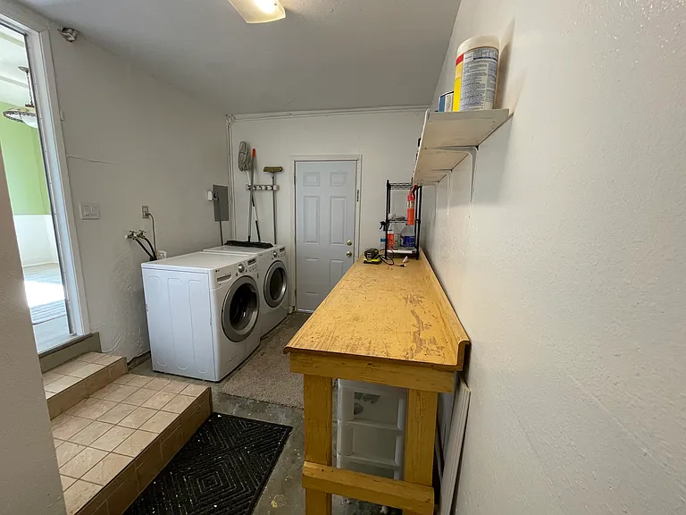 3420 Fleetwood Dr — Photo 26