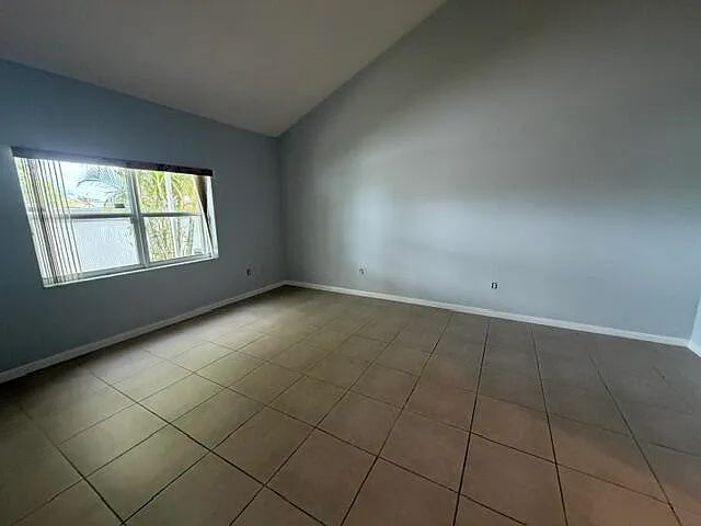 2440 NW 99th Way — Photo 9