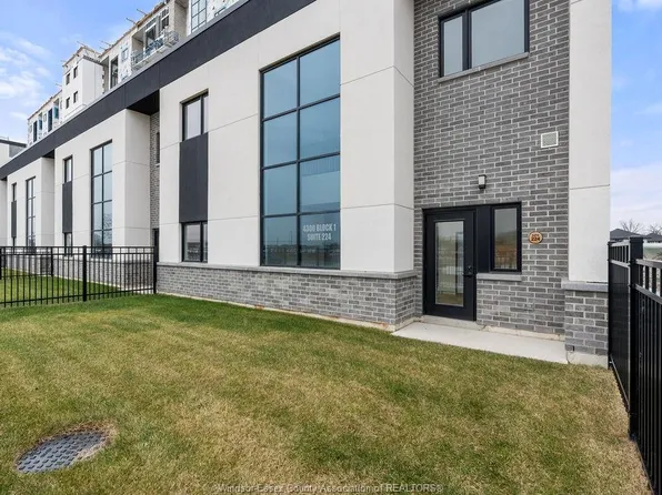 4300 Laurier Pkwy #224, Lasalle, ON N9J 0B4