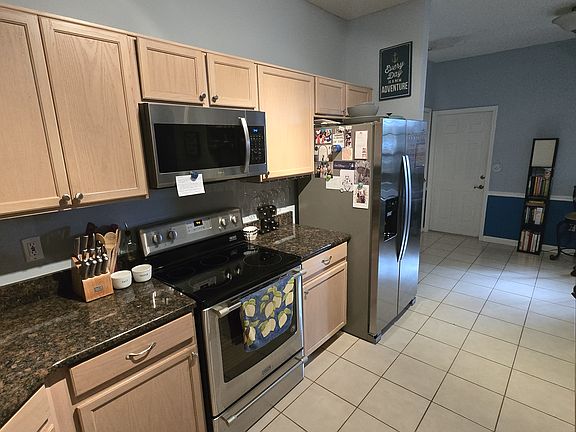 2nd image of 3195 River Branch Cir