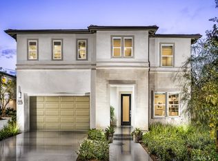 250 Amber Oak, Lake Forest, CA 92630