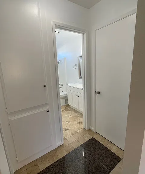 5305 S J St #5 — Photo 9