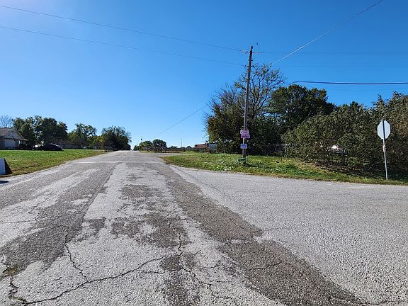 5th image of 20012 S 4230th Rd