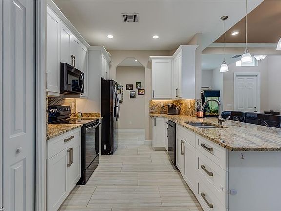 2nd image of 3760 33rd Ave NE