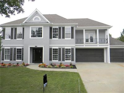 8630 N Oakland Ave, Kansas City, MO, 64157