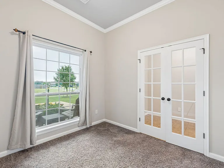 1751 Lexington Ct — Photo 29