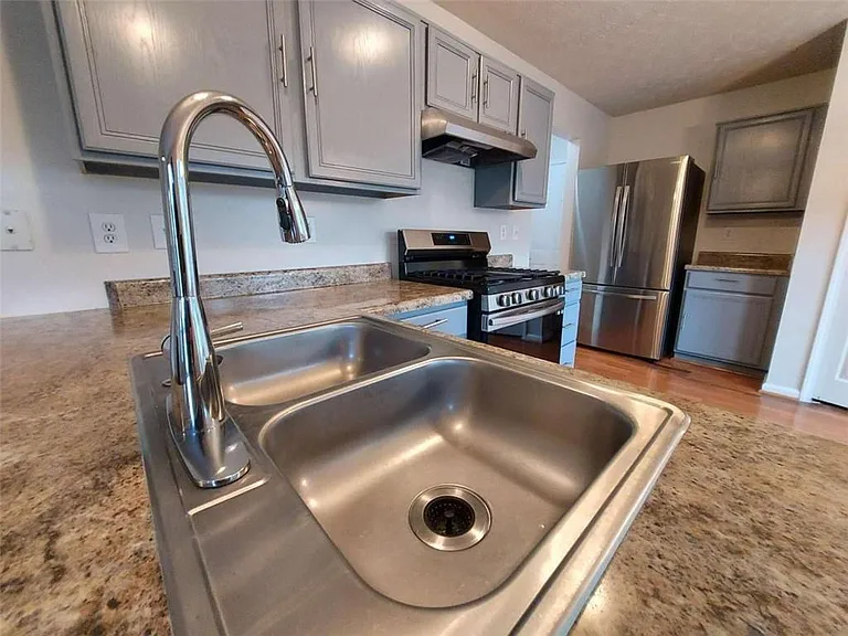 2923 Da Vinci Blvd — Photo 7