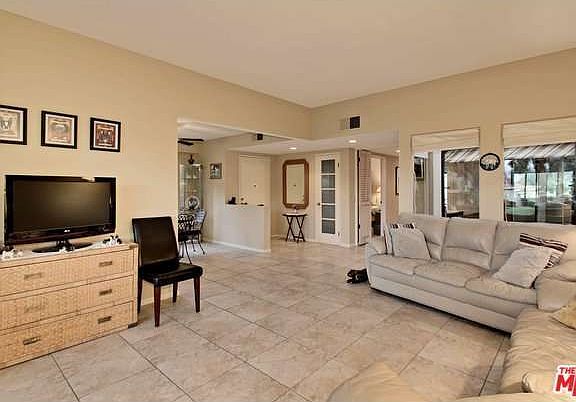 3rd image of 701 N Madrid Cir