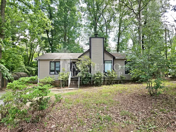 2503 Harley Dr, Greensboro, NC 27406