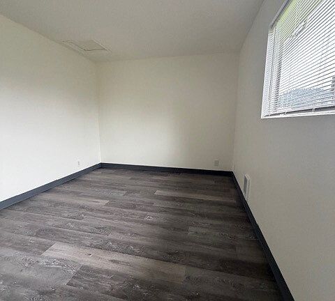 4th image of 52466-52488 SW Jp West Rd