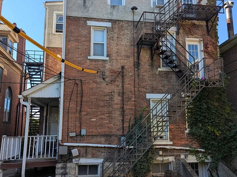 1520 Neil Ave #3A — Photo 3
