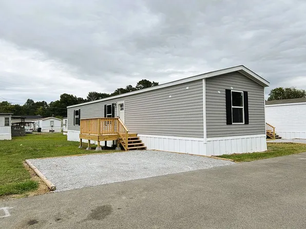 21 Charlsie Trl, Rossville, GA 30741