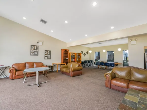 4-27 Schorr Drive image 17 of 19