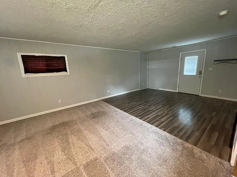 36250 Hazelwood St — Photo 12
