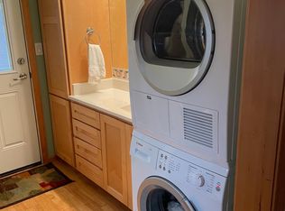 1457 Garfield St #B, Enumclaw, WA 98022