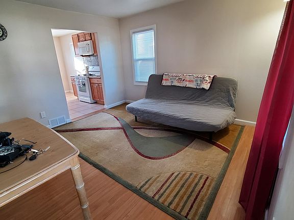 3rd image of 24703 Hopkins St