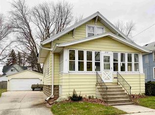 312 5th St, Fond Du Lac, WI 54935