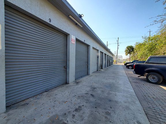 4th image of 1102 4th Ave N #13