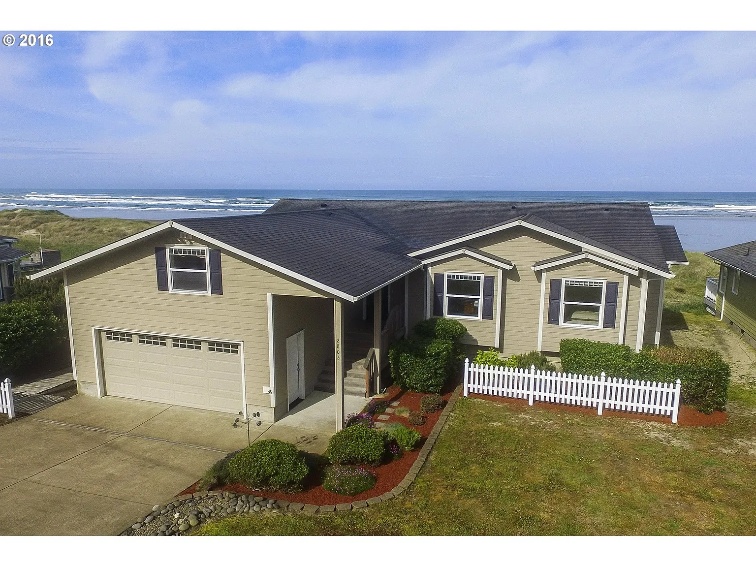 2806 NW Oceania Dr photo 1