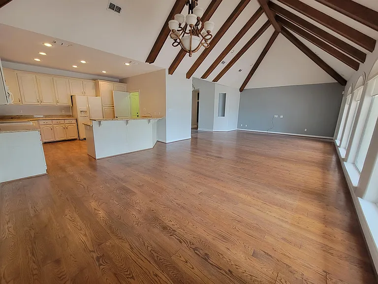 210 Rio Grande Dr — Photo 13