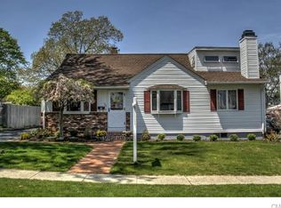310 Housatonic Dr, Milford, CT 06460