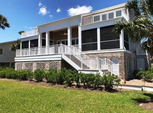 719 Swordfish Rd, Saint Helena Island, SC 29920