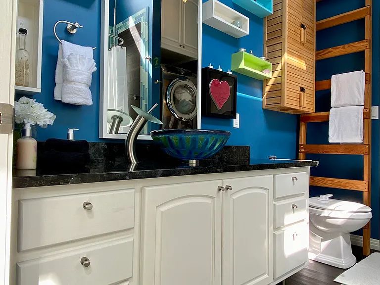 3203 Loyola Ln — Photo 22