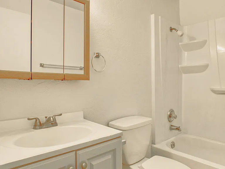5655 E 28th St #5655 — Photo 3