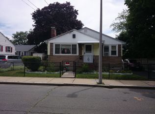 5 Green Hill St, Dorchester, MA 02122