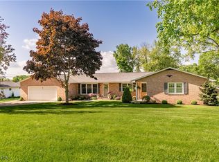 2022 Eloise Cir NE, Hartville, OH 44632