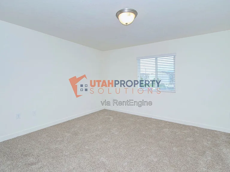 8166 N Broken Spoke Ln — Photo 8