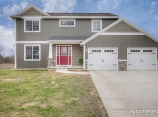 1212 Indian Lakes Rd NE, Sparta, MI 49345