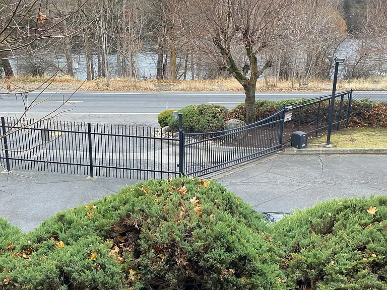 Rivers Edge — Photo 15