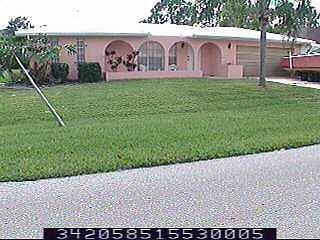 1st image of 206 SW Essex Dr