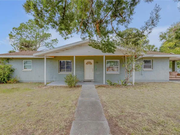 904 Wilkins St, New Smyrna Beach, FL 32168