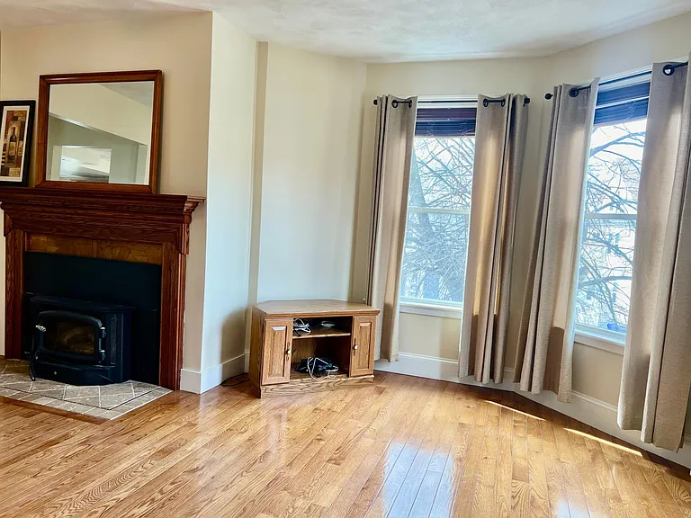 55 Beach St #2 — Photo 7