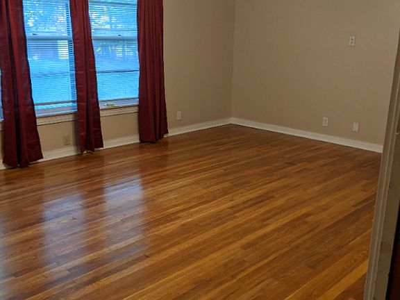 2nd image of 1308 Fair Ave
