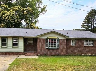 406 Lansdowne Rd, Fayetteville, NC 28314