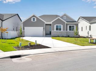 283 E Polaris Dr S #102, Saratoga Springs, UT 84045