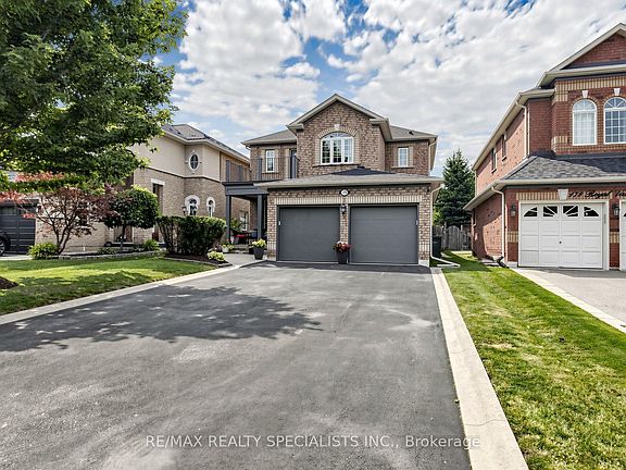 5th image of 176 Royal Valley Dr