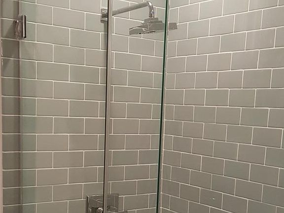 3rd image of 7531 Fountain Ave