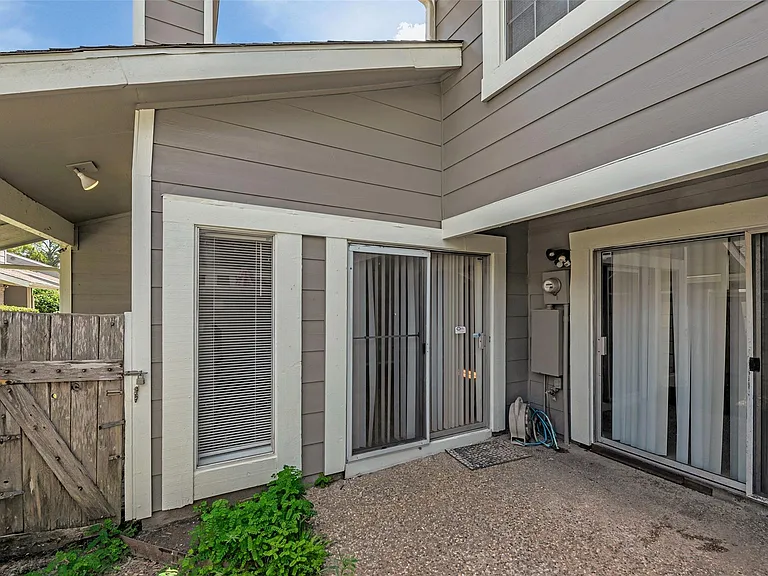 6345 Cattails Ln — Photo 31