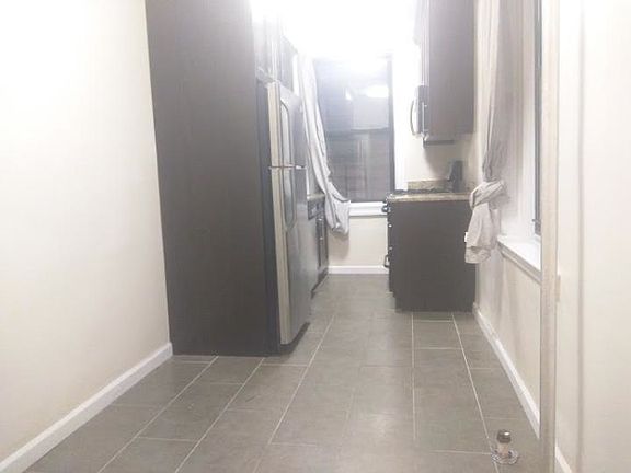 4th image of 4707 41st St #66E